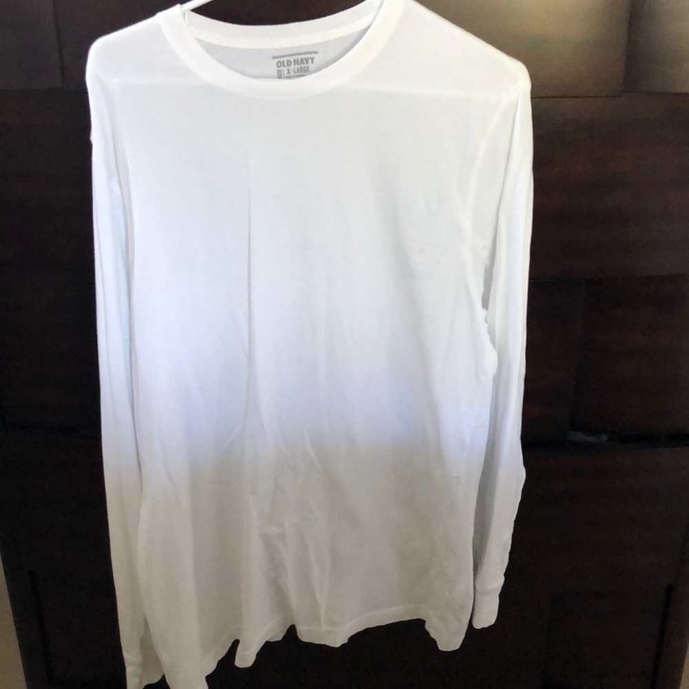 Old Navy White Long Sleeve T-Shirt
